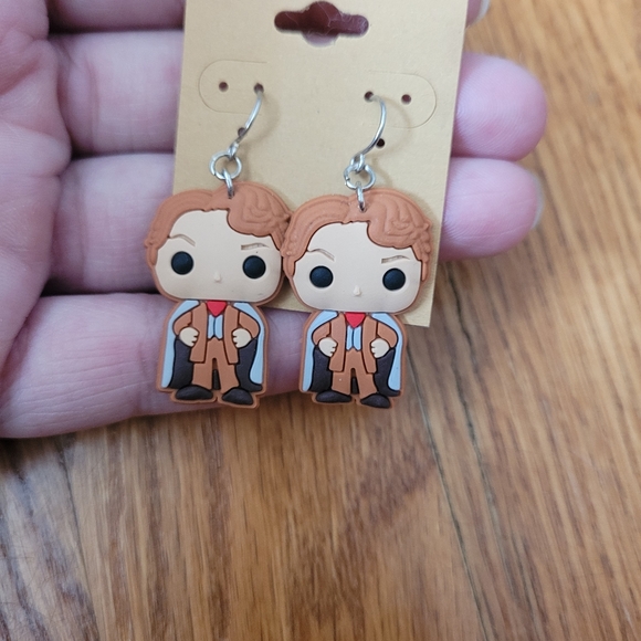 New Gilderoy Lockhart Harry Potter Dangle Earrings - Picture 2 of 5